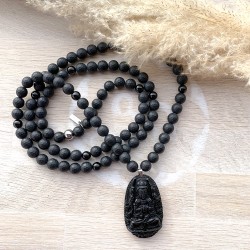 Malà noir avec Bouddha