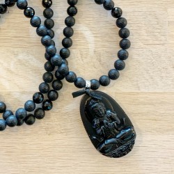 Malà noir avec déesse