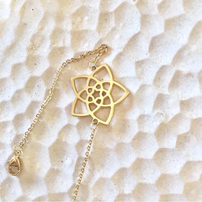 Bracelet chainette fleur de vénus