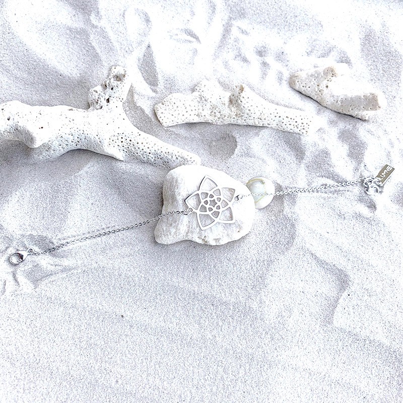 Bracelet chainette fleur de vénus