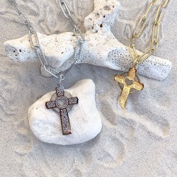 Chaîne Croix décorée