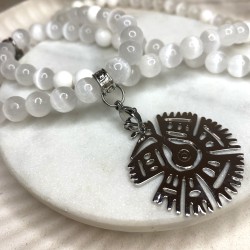 Sautoir harmonie et féminité